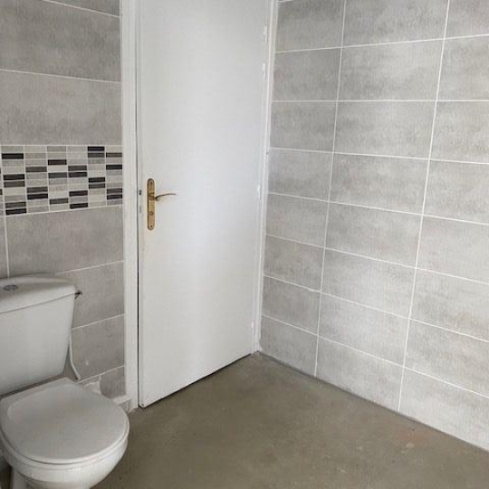  CABINET IMMOBILIER SOPHIE GUILLAMAT : Local / Bureau | MARSEILLAN (34340) | 74 m2 | 1 700 € 