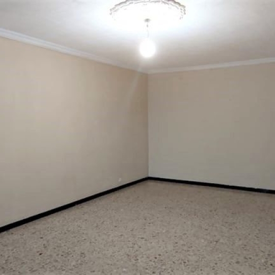  CABINET IMMOBILIER SOPHIE GUILLAMAT : Apartment | PINET (34850) | 104 m2 | 825 € 