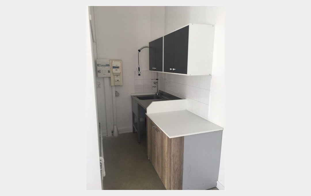 CABINET IMMOBILIER SOPHIE GUILLAMAT : Local / Bureau | MARSEILLAN (34340) | 74 m2 | 1 700 € 