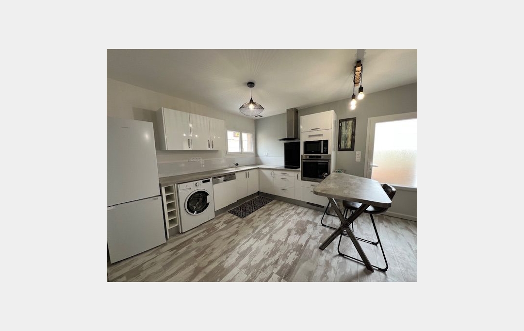 CABINET IMMOBILIER SOPHIE GUILLAMAT : Appartement | PINET (34850) | 52 m2 | 600 € 