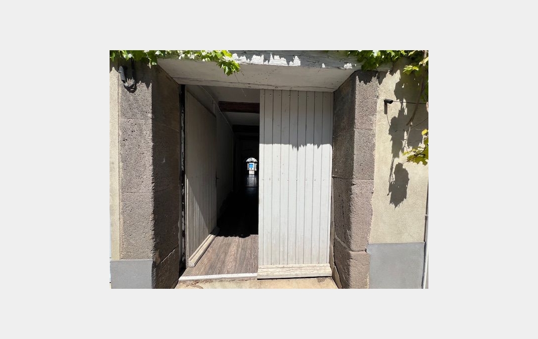CABINET IMMOBILIER SOPHIE GUILLAMAT : Local / Bureau | MARSEILLAN (34340) | 100 m2 | 2 127 € 