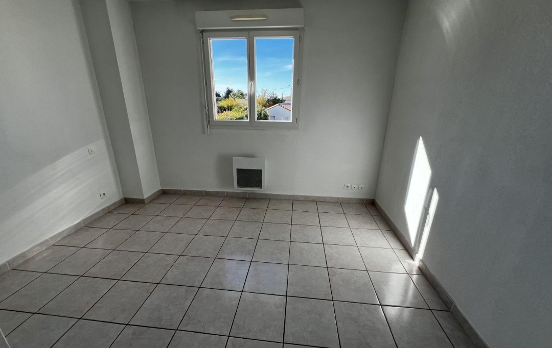 CABINET IMMOBILIER SOPHIE GUILLAMAT : House | POMEROLS (34810) | 67 m2 | 220 000 € 