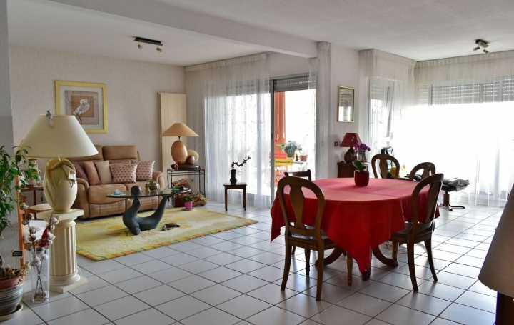 CABINET IMMOBILIER SOPHIE GUILLAMAT : Appartement | SETE (34200) | 102 m2 | 305 000 € 